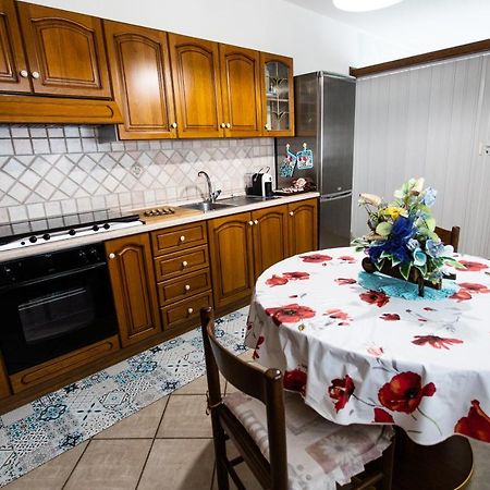 Apartments Paradise Garden Holiday House Аджерола Экстерьер фото